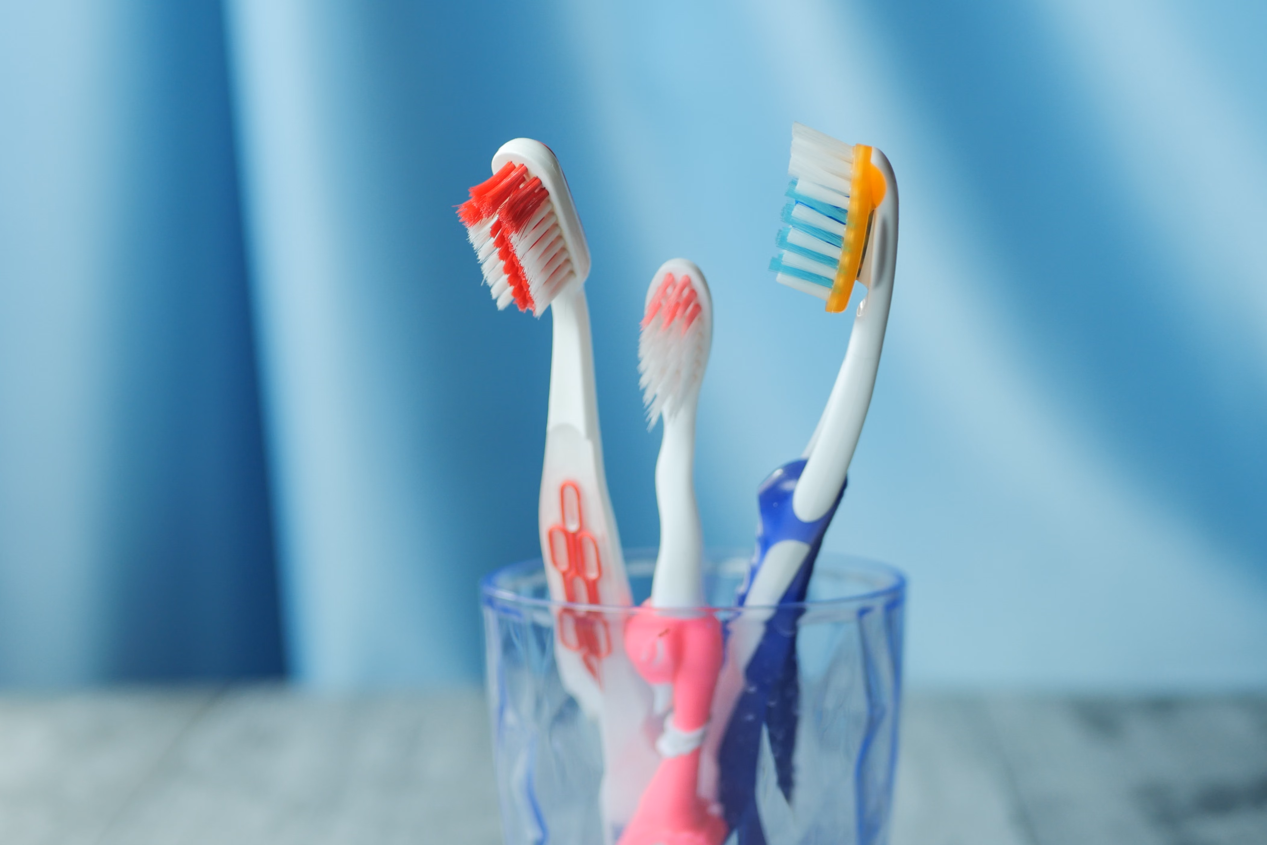 Best Electric Toothbrushes 2026: Oral-B vs Sonicare — Which Brand Actually Wins?