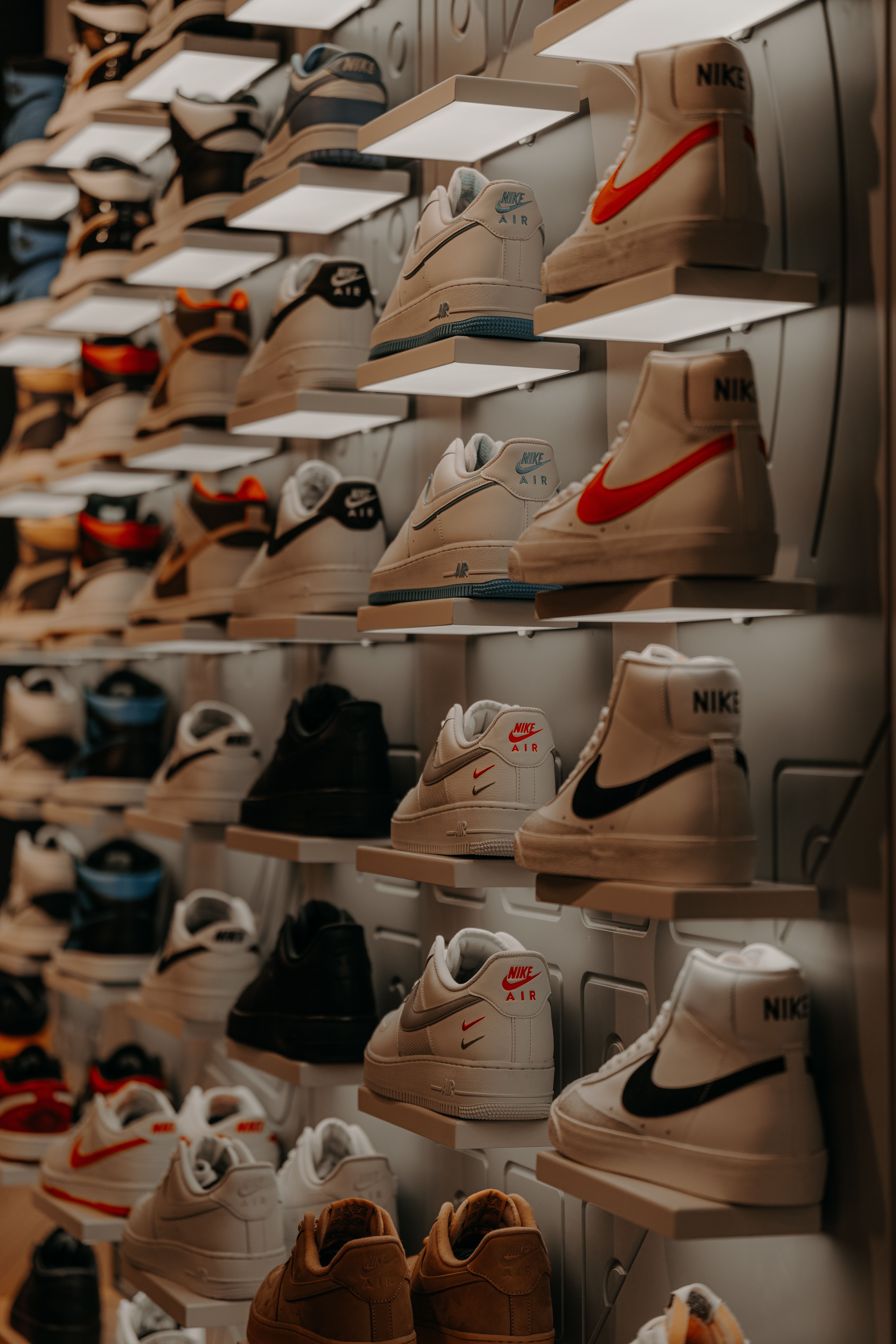 Nike vs Adidas vs New Balance 2026: Which Brand Makes the Best Sneaker for You?