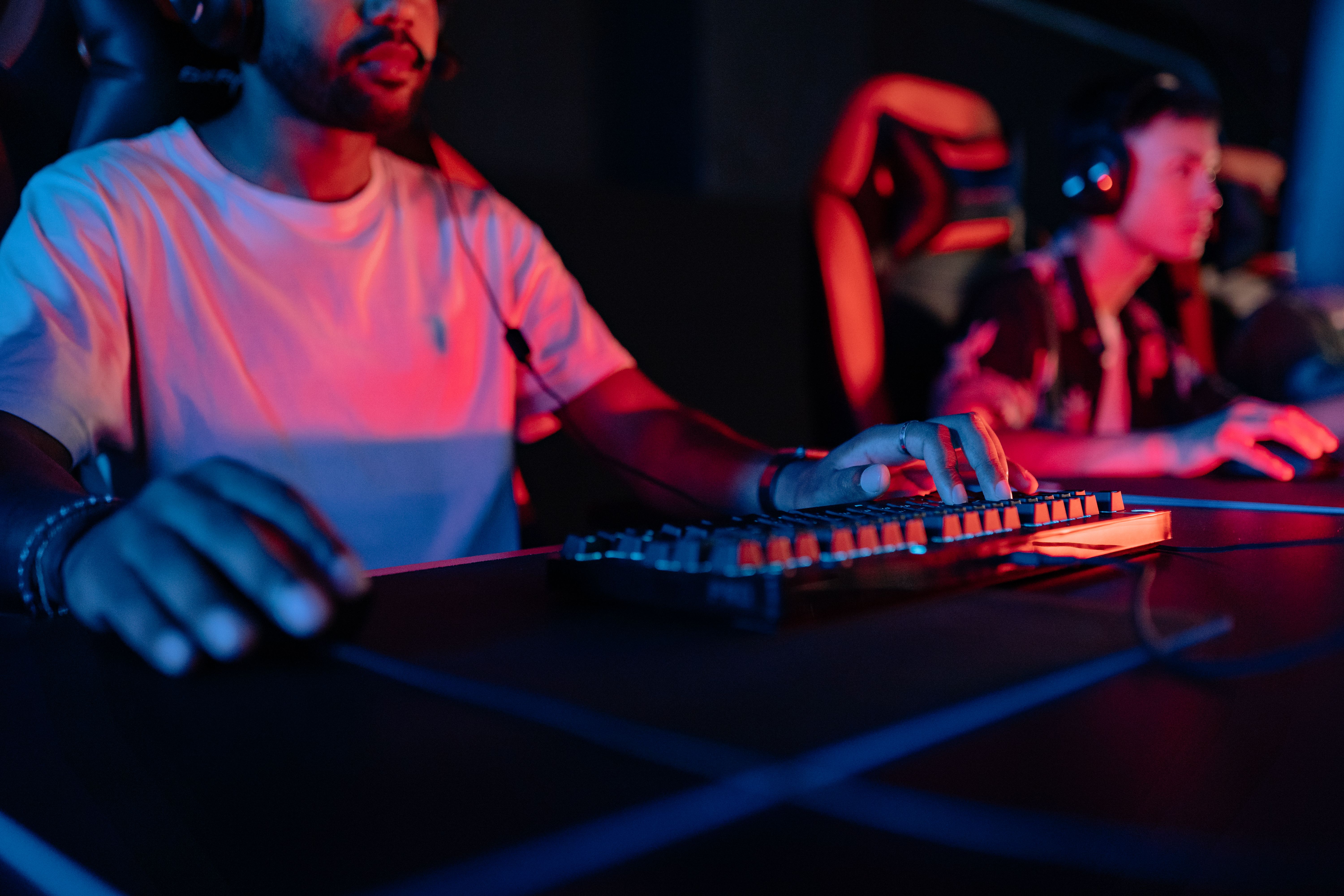 Best Gaming Keyboards & Mice 2026: Wired vs. Wireless — The Definitive Comparison